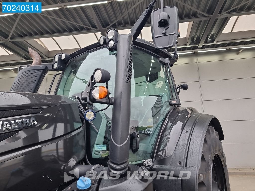 Traktor des Typs Valtra T234 Direct 4X4 WITH GPS, Gebrauchtmaschine in Veghel (Bild 10)