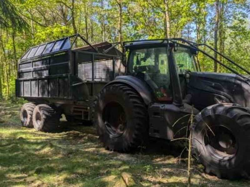 Traktor vrste Valtra T234 Direct Med fuld skovinddækning, Gebrauchtmaschine v Ulstrup (Slika 1)