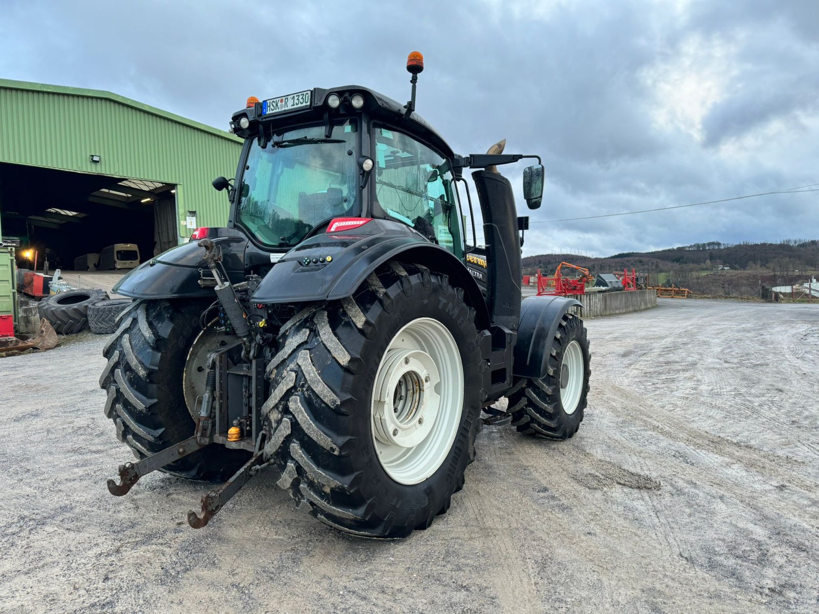 Traktor typu Valtra T234 Direct mit Radgewichten, Gebrauchtmaschine v Brilon (Obrázek 4)