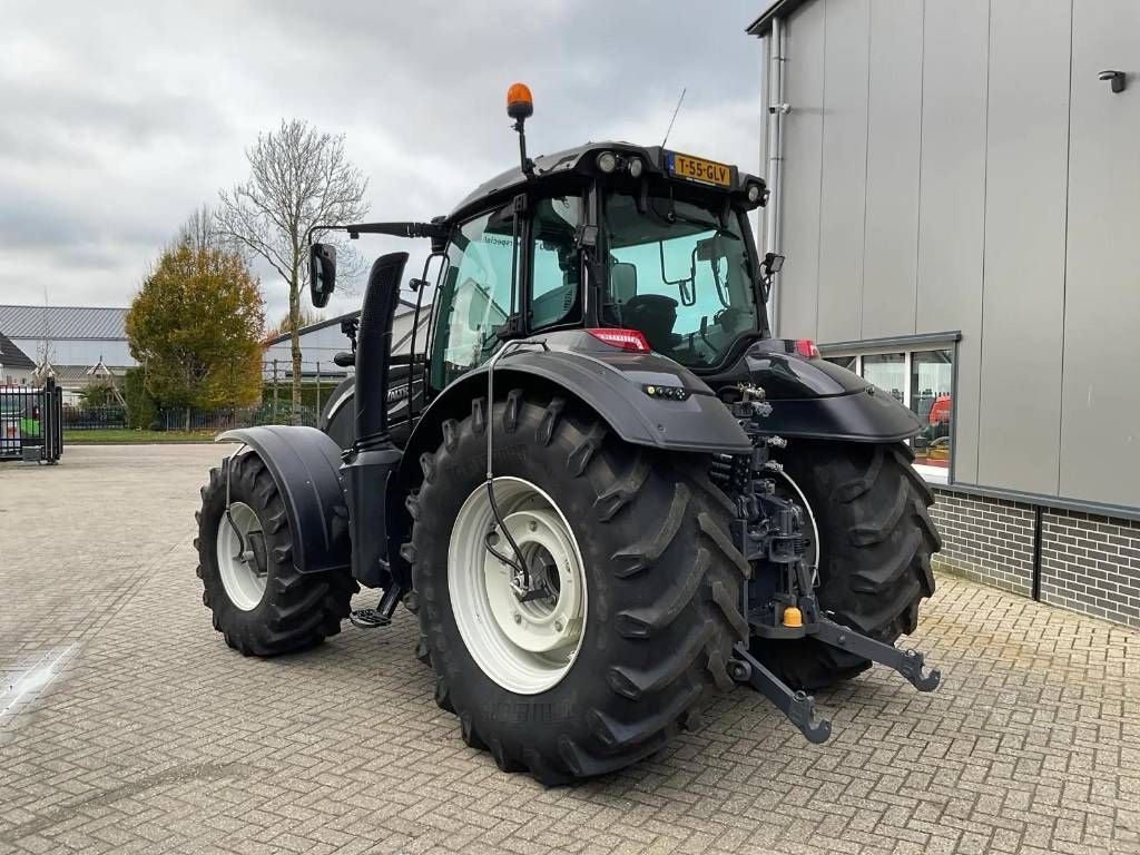 Traktor of the type Valtra T234 Direct smart Touch, Gebrauchtmaschine in Marknesse (Picture 9)
