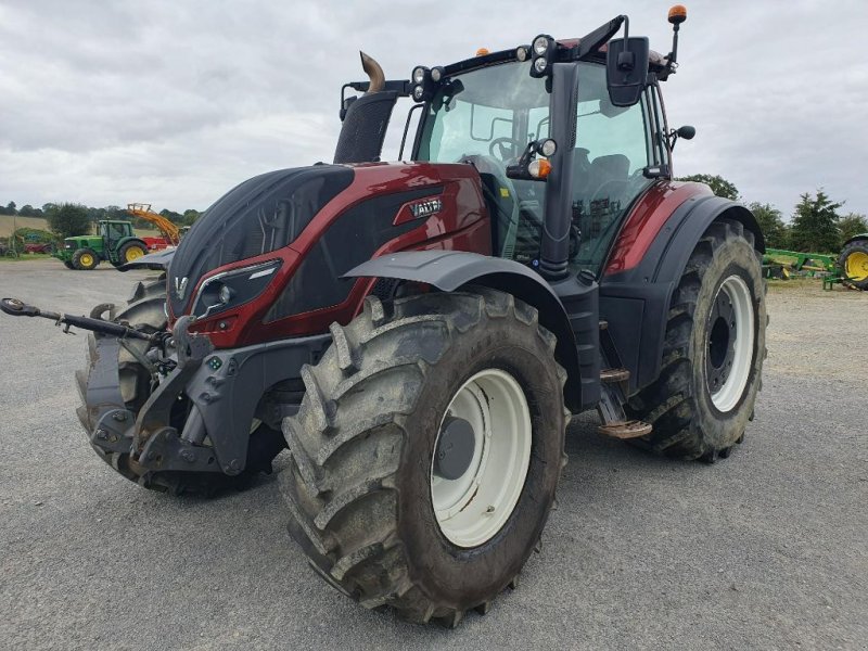 Traktor of the type Valtra T234 DIRECT, Gebrauchtmaschine in DOMFRONT (Picture 1)