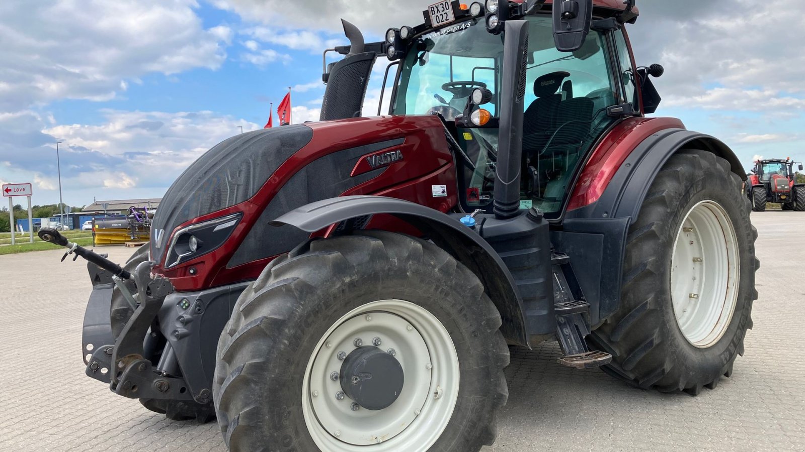 Traktor typu Valtra T234 V ----  SOM NY  ---, Gebrauchtmaschine v Høng (Obrázek 1)
