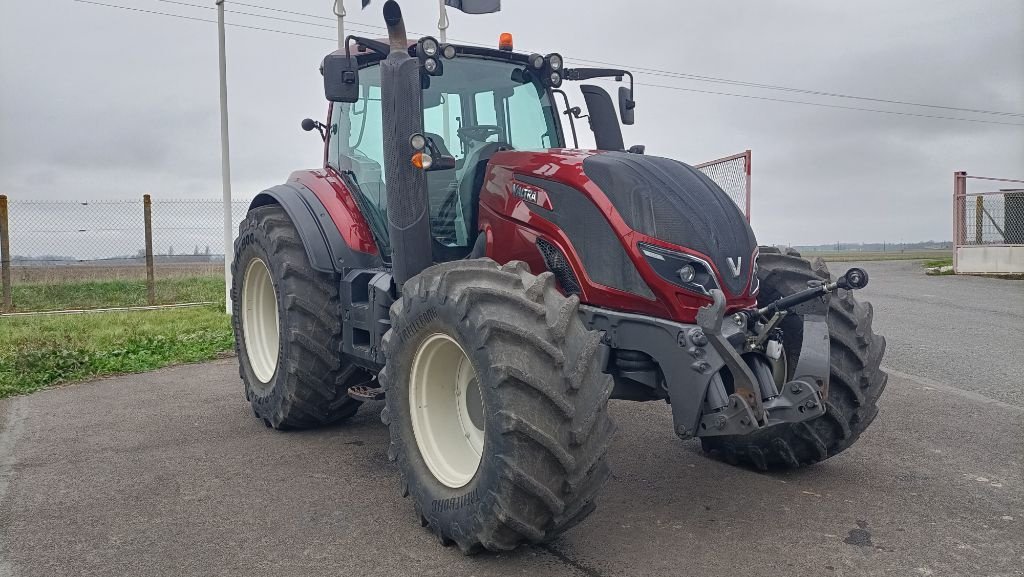 Traktor Türe ait Valtra T234 v, Gebrauchtmaschine içinde SAINT-HILAIRE-EN-PUISEAUX (resim 7)