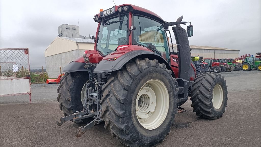 Traktor Türe ait Valtra T234 v, Gebrauchtmaschine içinde SAINT-HILAIRE-EN-PUISEAUX (resim 9)