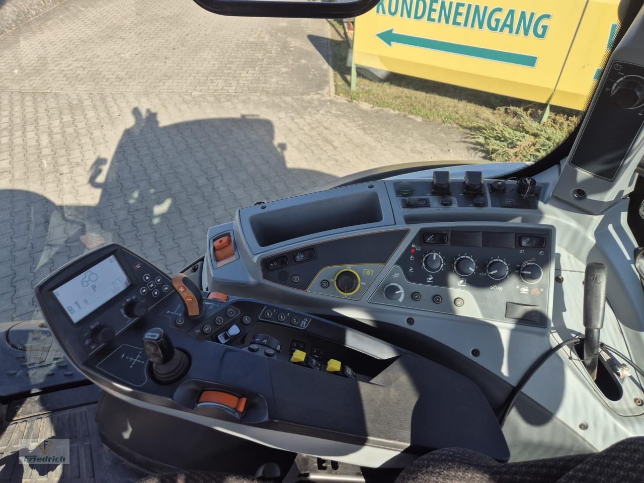 Traktor za tip Valtra T234 V, Gebrauchtmaschine u Bad Lausick (Slika 10)