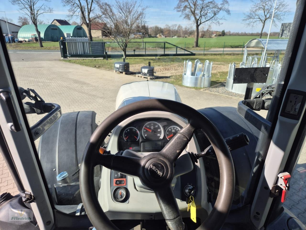 Traktor za tip Valtra T234 V, Gebrauchtmaschine u Bad Lausick (Slika 11)