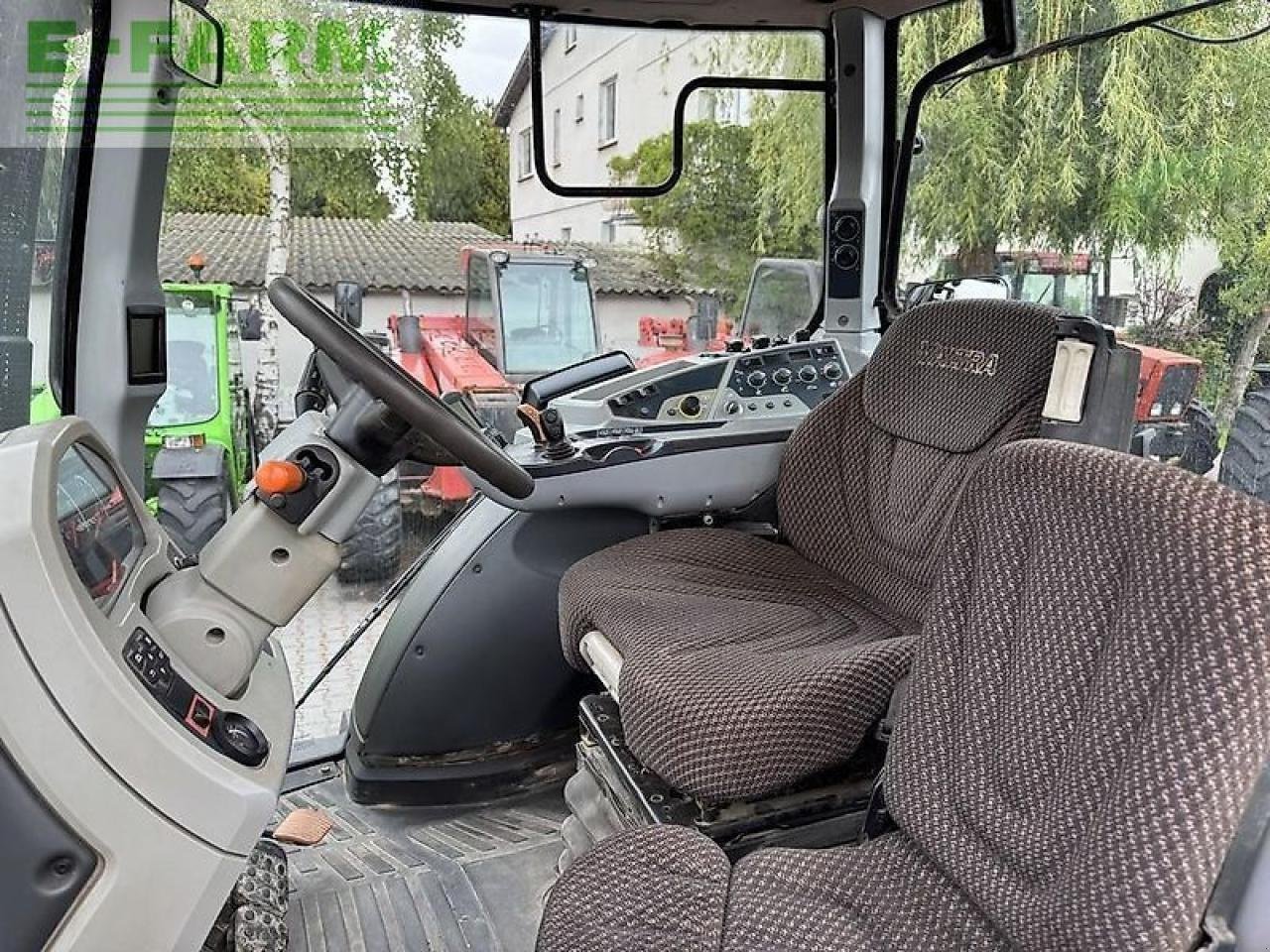 Traktor типа Valtra t234 versu Versu, Gebrauchtmaschine в DAMAS?AWEK (Фотография 11)