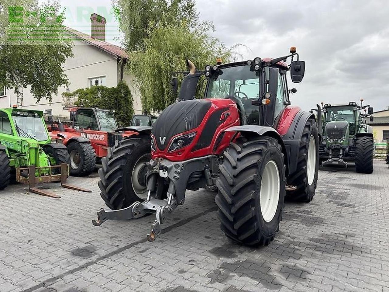 Traktor typu Valtra t234 versu Versu, Gebrauchtmaschine v DAMAS?AWEK (Obrázek 2)