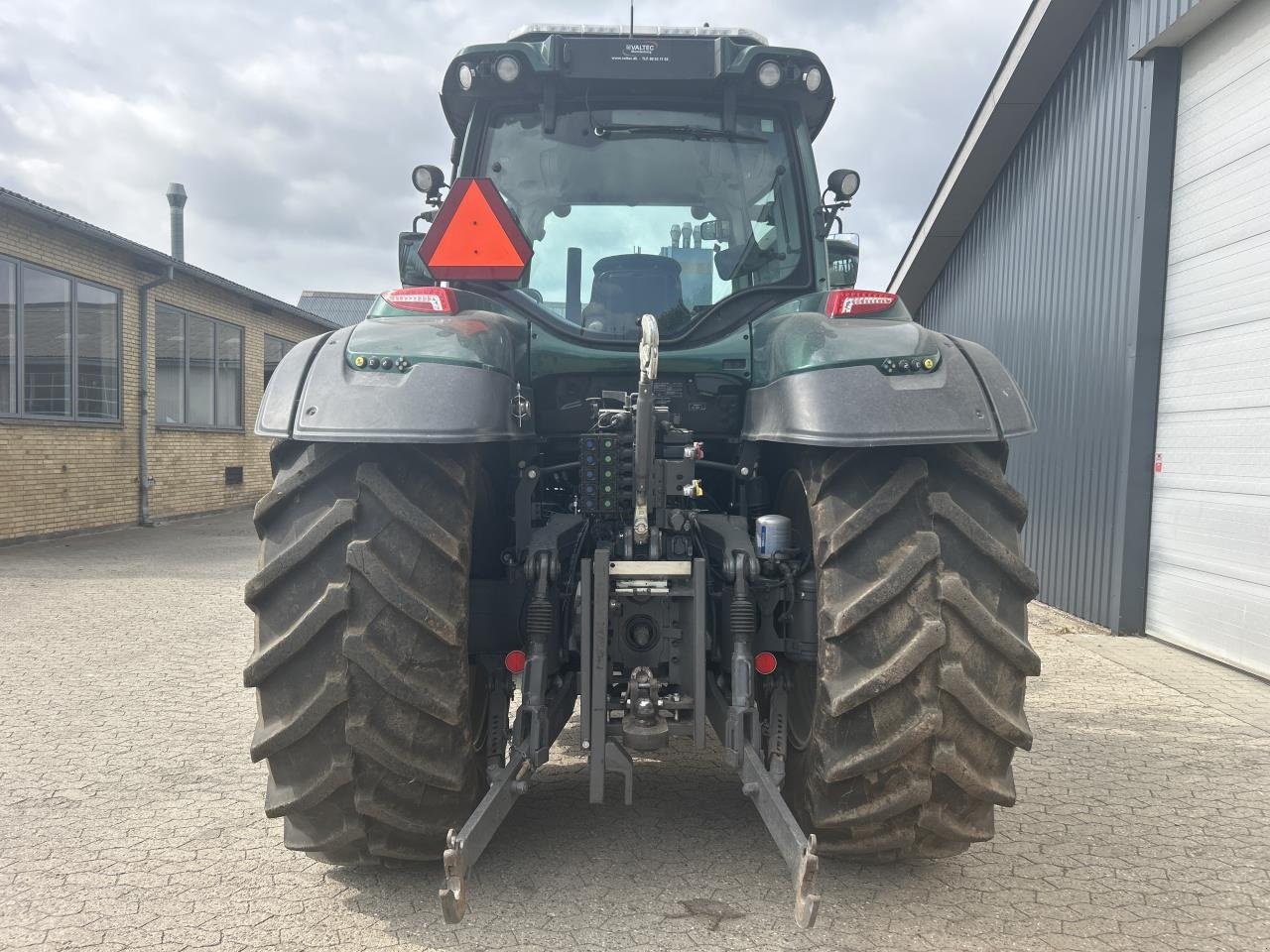 Traktor tipa Valtra T234 VERSU, Gebrauchtmaschine u Jelling (Slika 4)