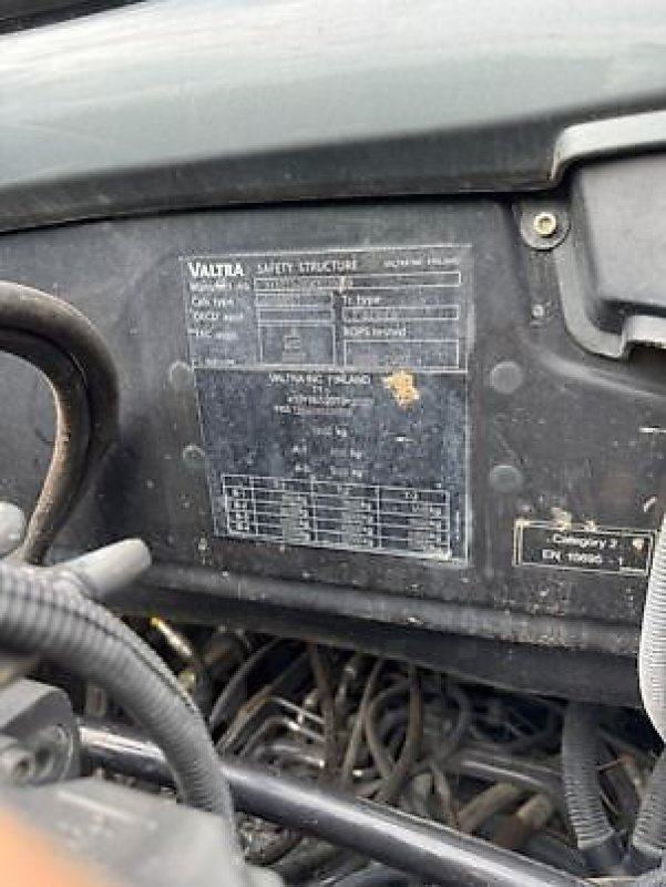 Traktor tipa Valtra T234 VERSU, Gebrauchtmaschine u Sainte-Croix-en-Plaine (Slika 16)