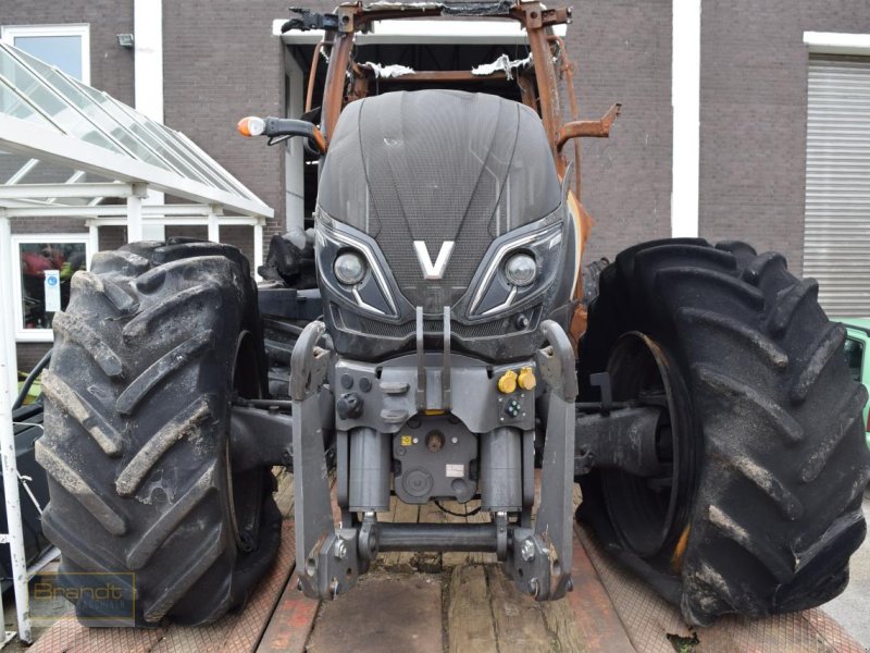 Traktor des Typs Valtra T234 *zur Teileverwertung*, Gebrauchtmaschine in Oyten (Bild 1)