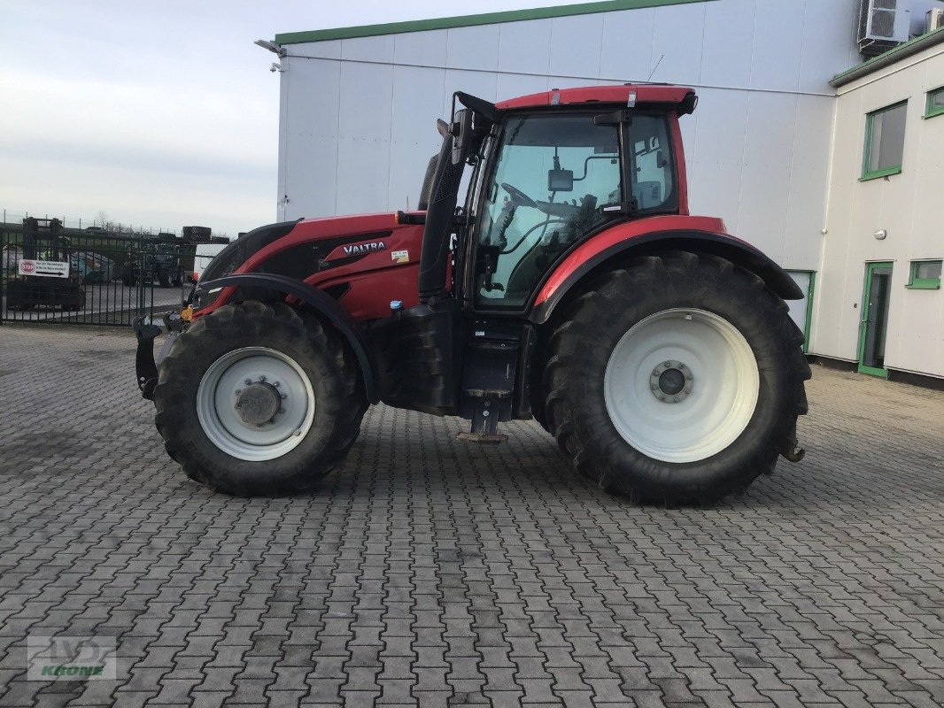 Traktor of the type Valtra T234, Gebrauchtmaschine in Zorbau (Picture 12)