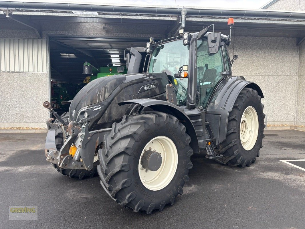 Traktor des Typs Valtra T234, Gebrauchtmaschine in Euskirchen (Bild 1)