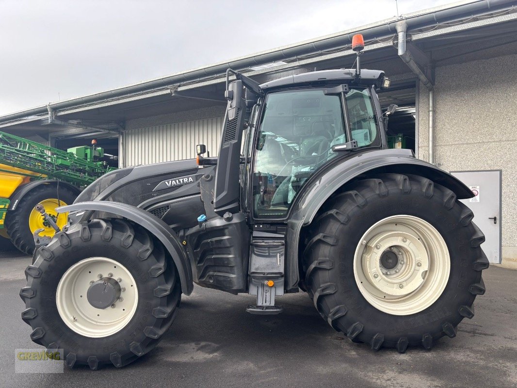 Traktor des Typs Valtra T234, Gebrauchtmaschine in Euskirchen (Bild 2)