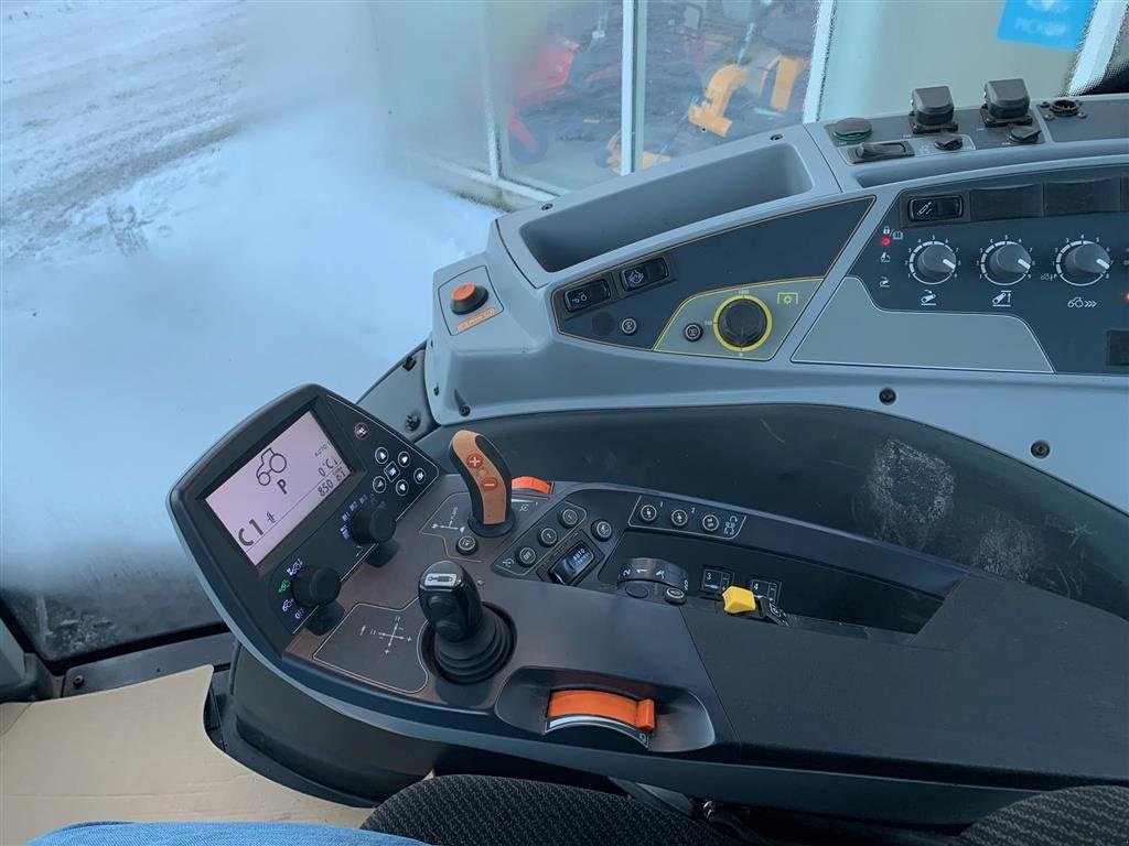 Traktor des Typs Valtra T234V lavt timetal, Dansk fra ny ( Uden luft  ), Gebrauchtmaschine in Sakskøbing (Bild 10)