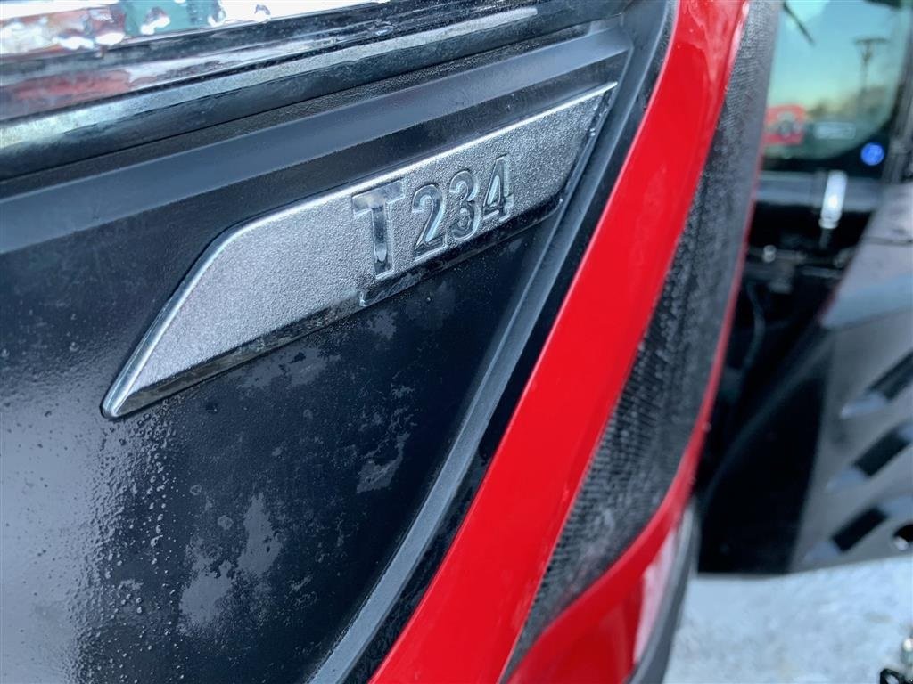 Traktor des Typs Valtra T234V lavt timetal, Dansk fra ny ( Uden luft  ), Gebrauchtmaschine in Sakskøbing (Bild 13)