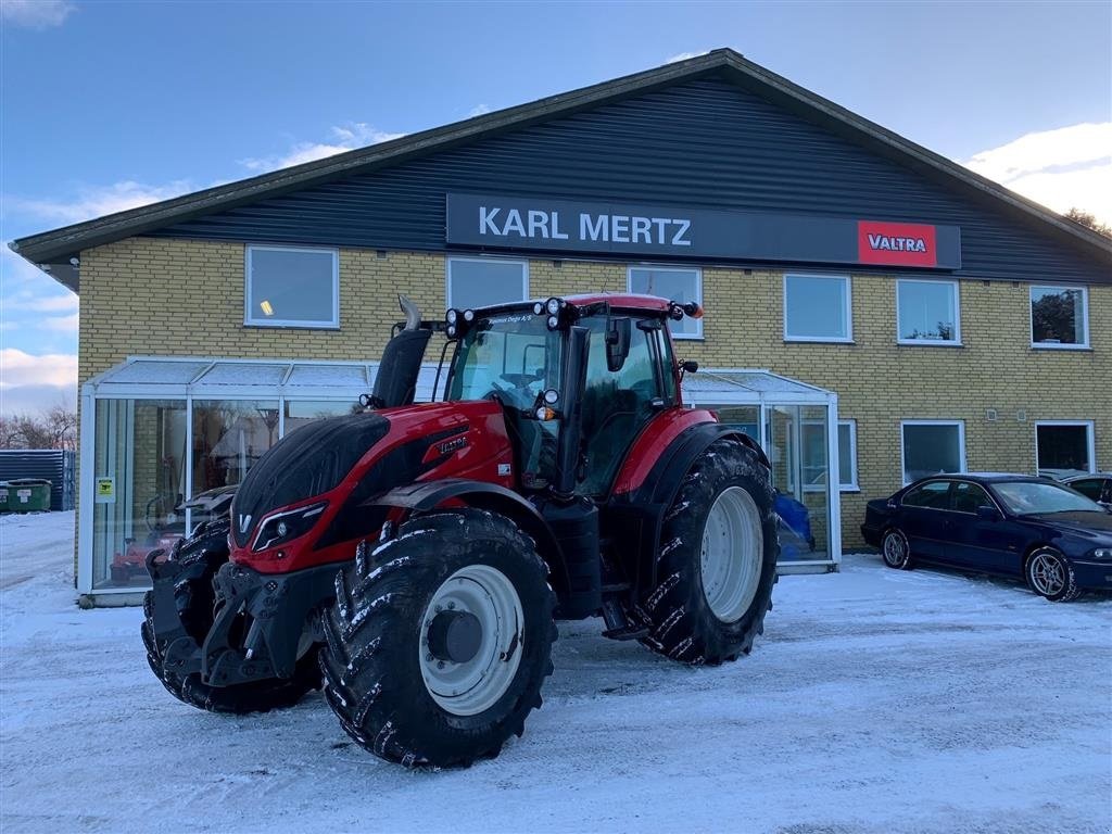 Traktor des Typs Valtra T234V lavt timetal, Dansk fra ny ( Uden luft  ), Gebrauchtmaschine in Sakskøbing (Bild 2)