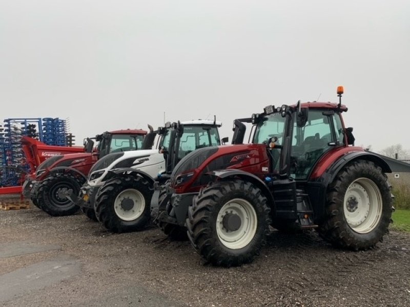 Traktor des Typs Valtra T234V Valtra T 234 Versu med lavt time tal., Gebrauchtmaschine in Sakskøbing (Bild 11)