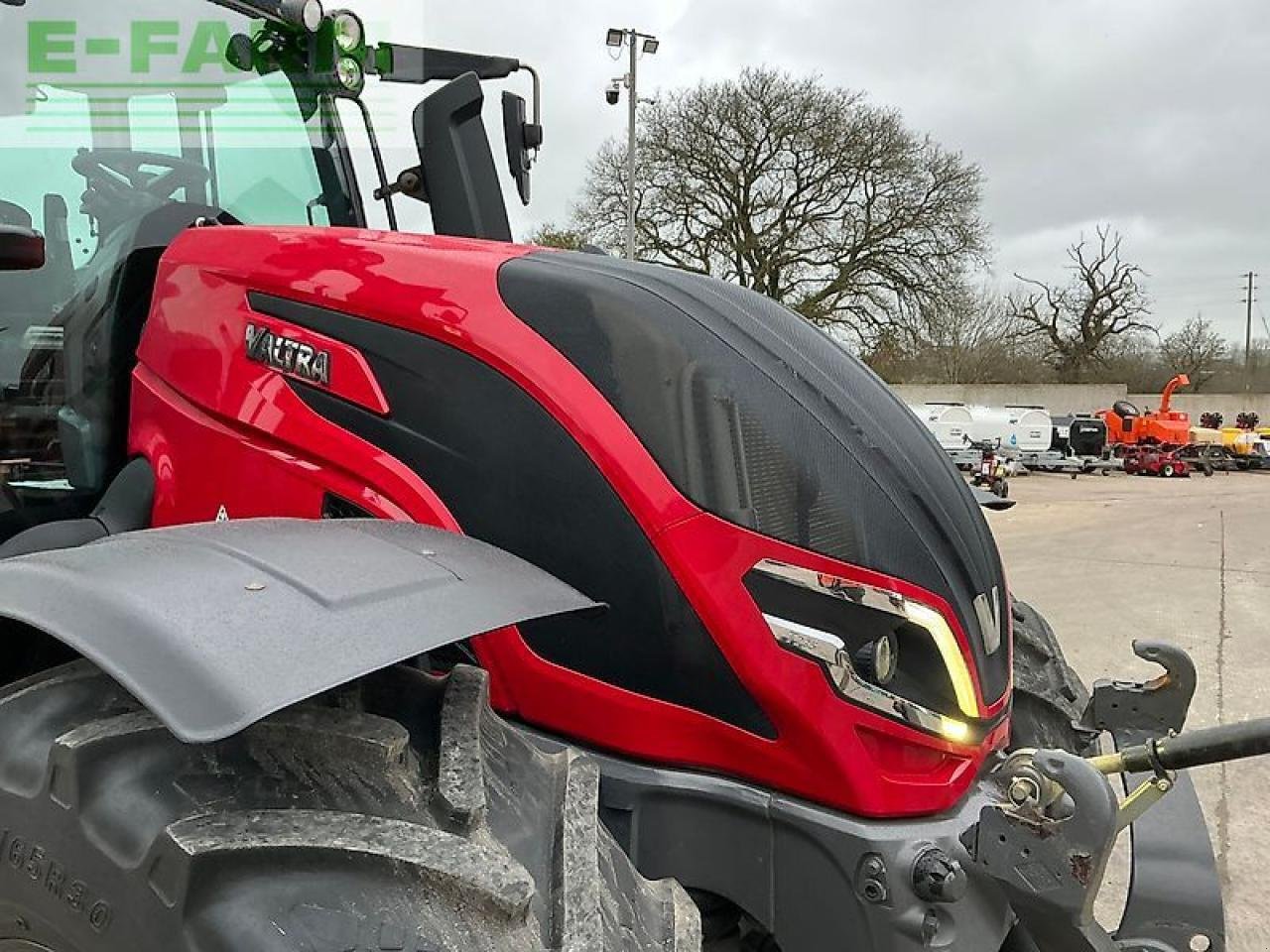 Traktor of the type Valtra t235 active tractor (st25715), Gebrauchtmaschine in SHAFTESBURY (Picture 12)