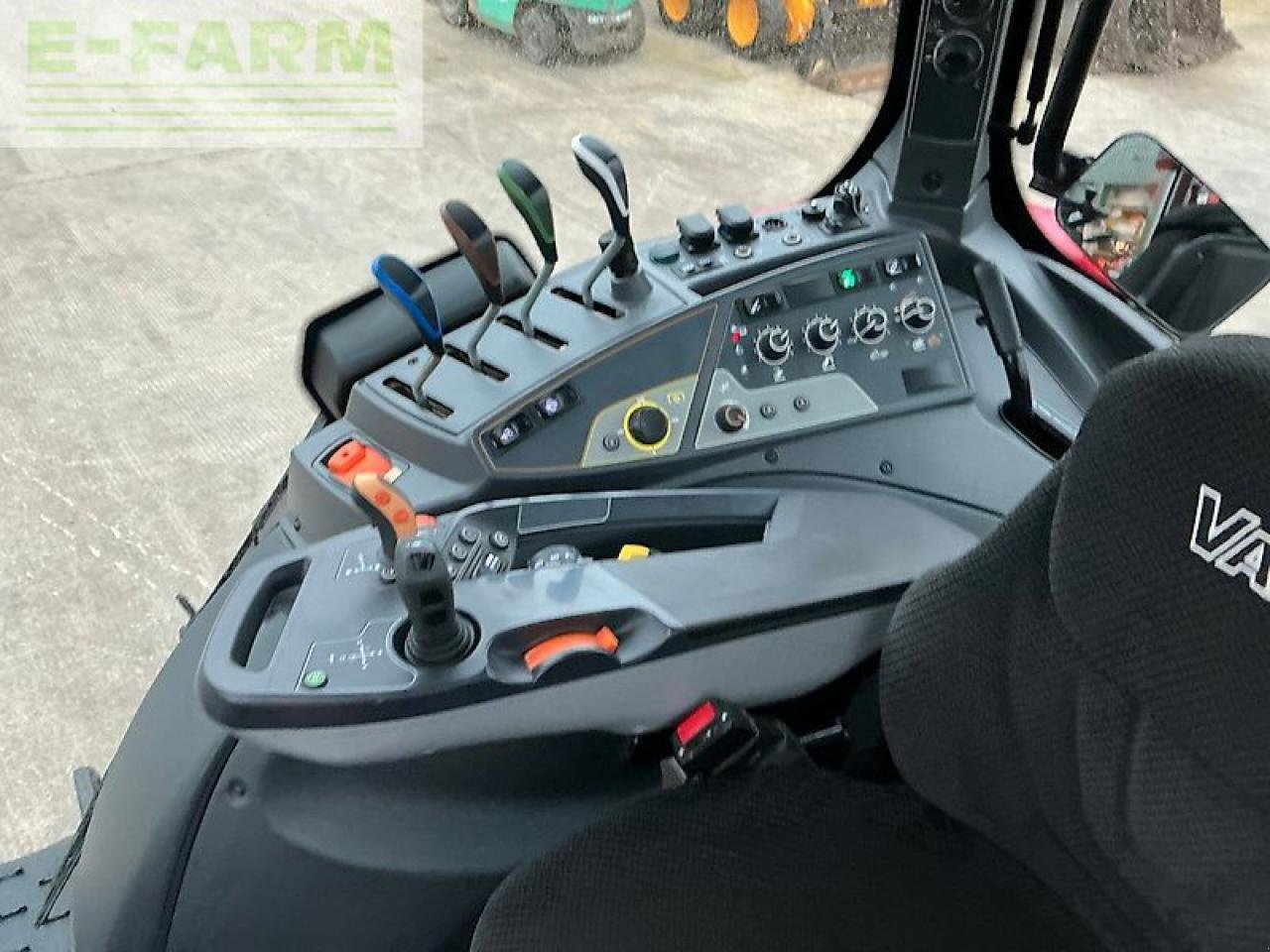Traktor typu Valtra t235 active tractor (st25715), Gebrauchtmaschine v SHAFTESBURY (Obrázek 21)