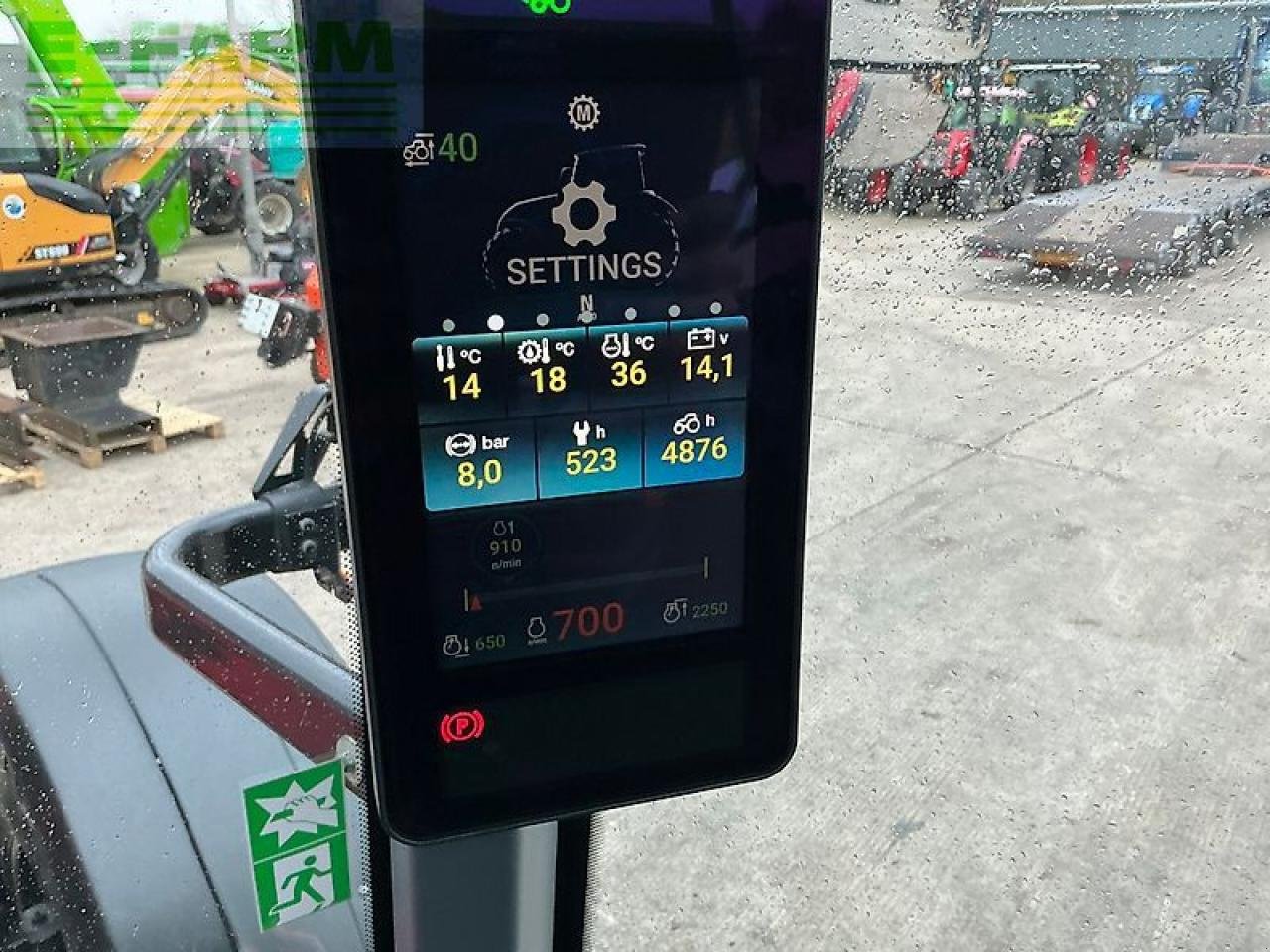 Traktor типа Valtra t235 active tractor (st25715), Gebrauchtmaschine в SHAFTESBURY (Фотография 23)