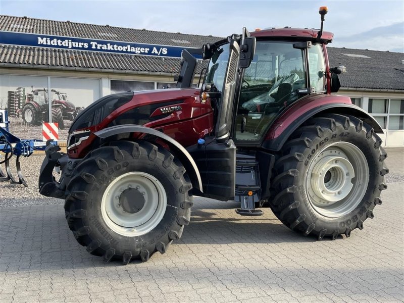 Traktor tip Valtra T235 Direct Frontlift, GPS, Gebrauchtmaschine in Nimtofte (Poză 1)