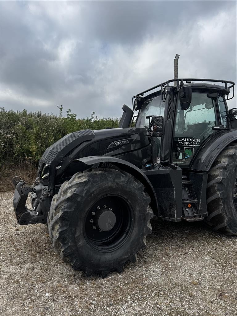 Traktor typu Valtra T235 Direct Med fuld skovinddækning, Gebrauchtmaschine v Ulstrup (Obrázek 1)