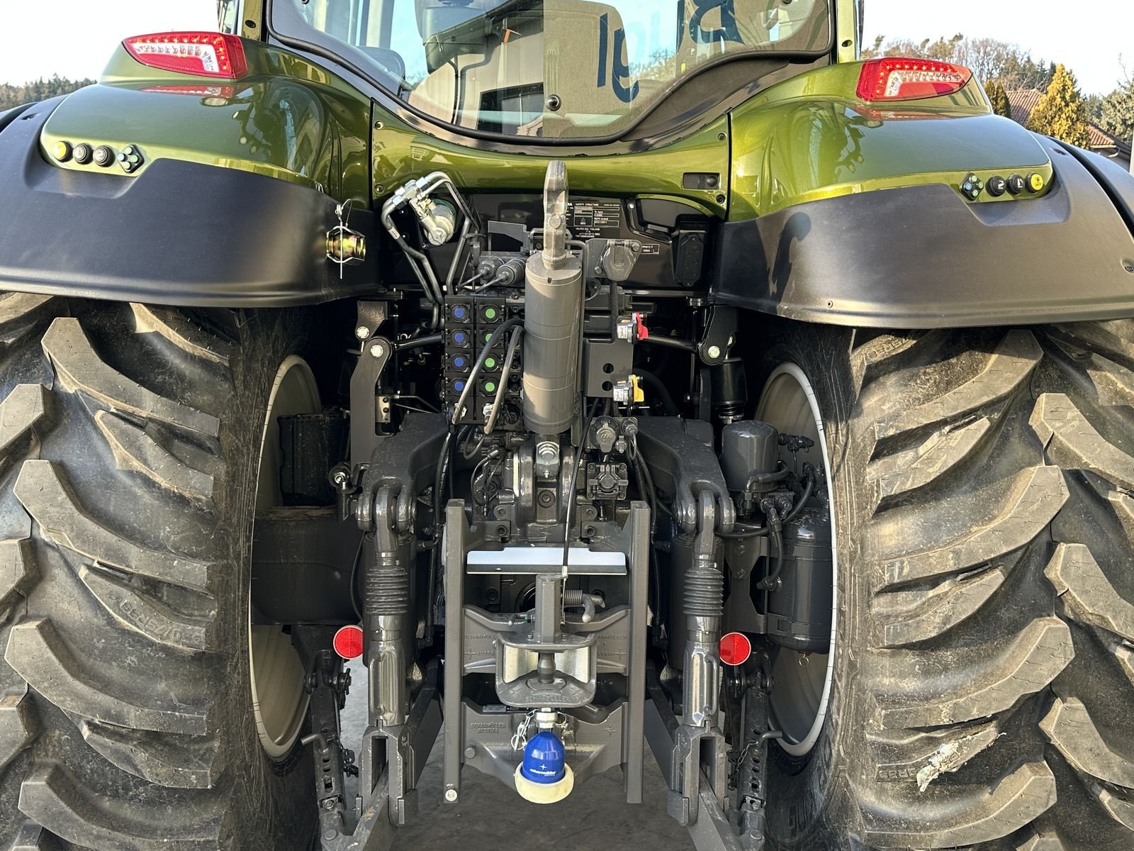 Traktor tipa Valtra T235 Direct mit Forstkabine u. Rüfa, Gebrauchtmaschine u Hürm (Slika 9)