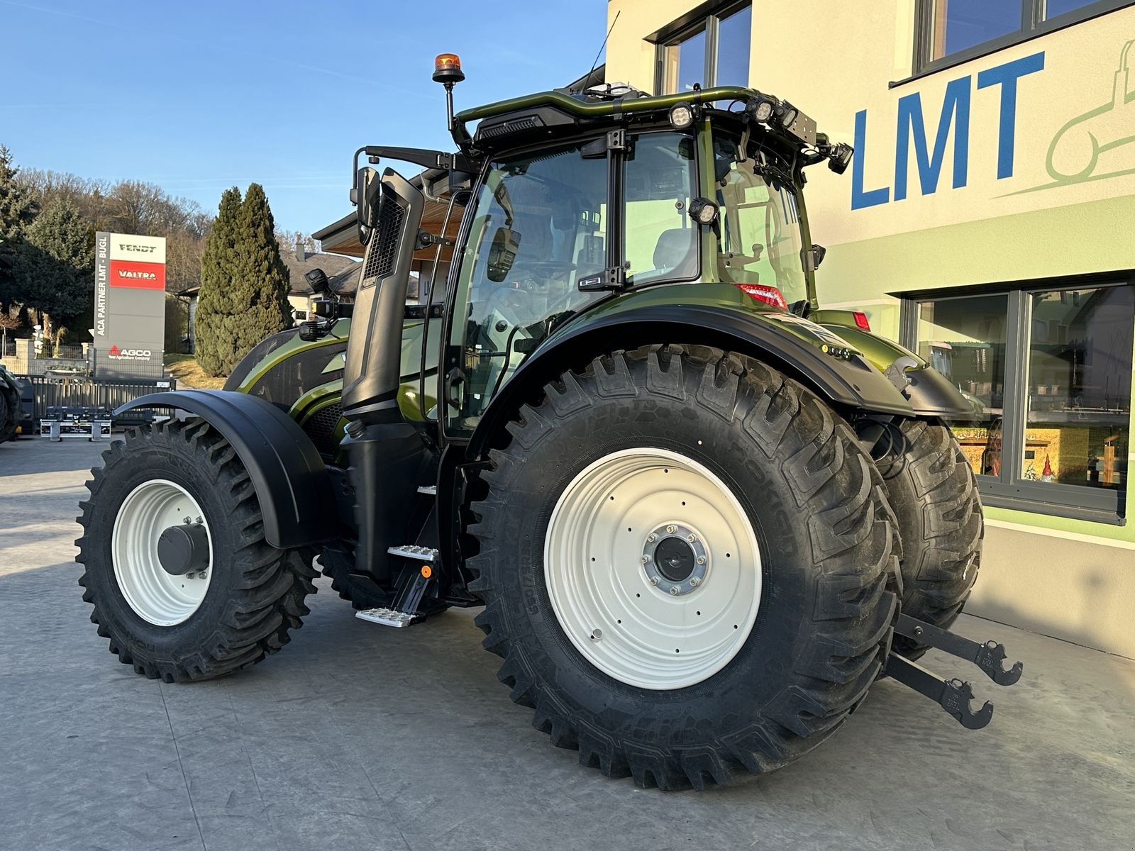 Traktor tipa Valtra T235 Direct mit Forstkabine u. Rüfa, Gebrauchtmaschine u Hürm (Slika 7)