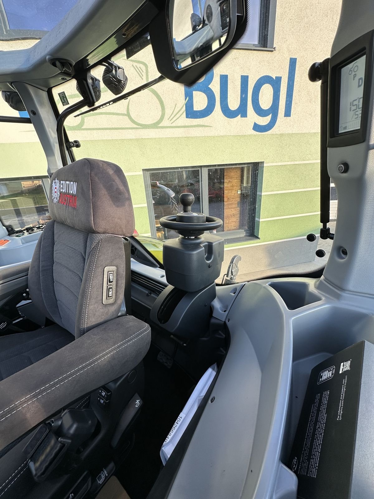 Traktor tipa Valtra T235 Direct mit Forstkabine u. Rüfa, Gebrauchtmaschine u Hürm (Slika 13)