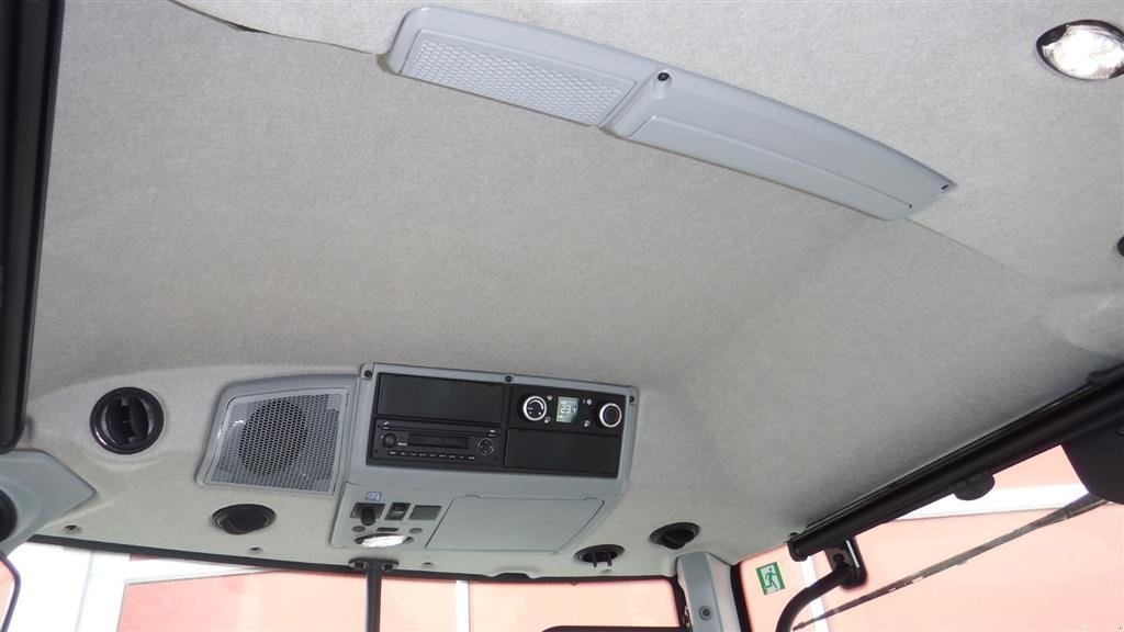 Traktor typu Valtra T235 Direct Også en på lager med front Pto, Gebrauchtmaschine w Hobro (Zdjęcie 5)