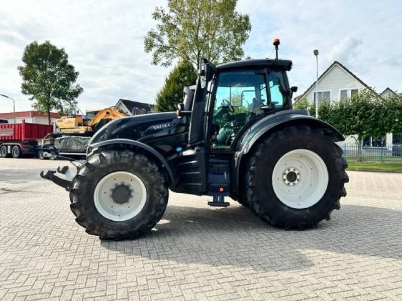 Traktor van het type Valtra T235 Direct Smart Touch TWINTRAC! 745 HOURS, Gebrauchtmaschine in Marknesse (Foto 1)