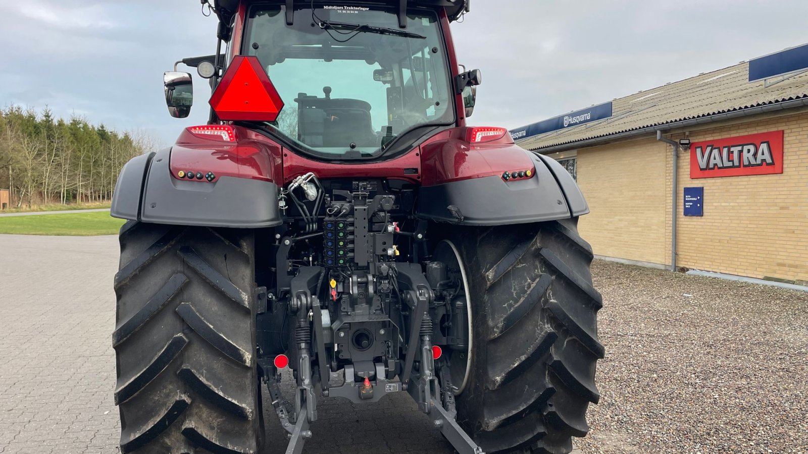 Traktor del tipo Valtra T235 Direct Twintrac vendeudstyr, Gebrauchtmaschine en Nimtofte (Imagen 9)