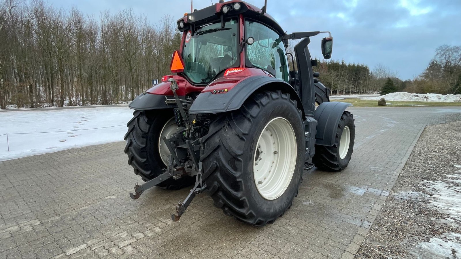 Traktor del tipo Valtra T235 Direct, Gebrauchtmaschine In Nimtofte (Immagine 7)
