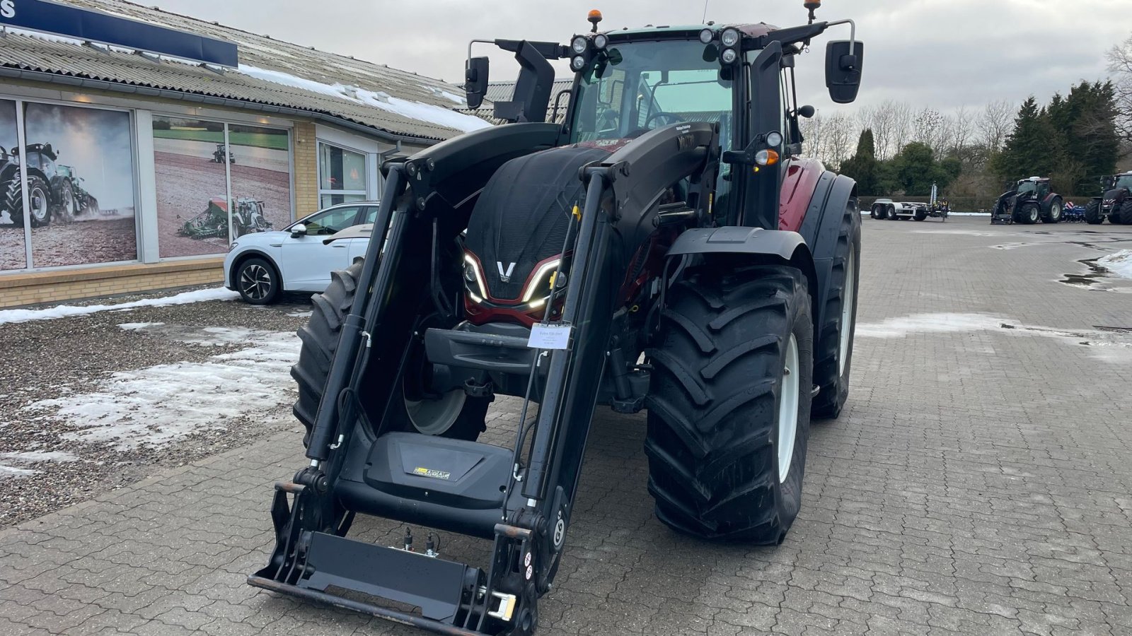 Traktor del tipo Valtra T235 Direct, Gebrauchtmaschine In Nimtofte (Immagine 3)