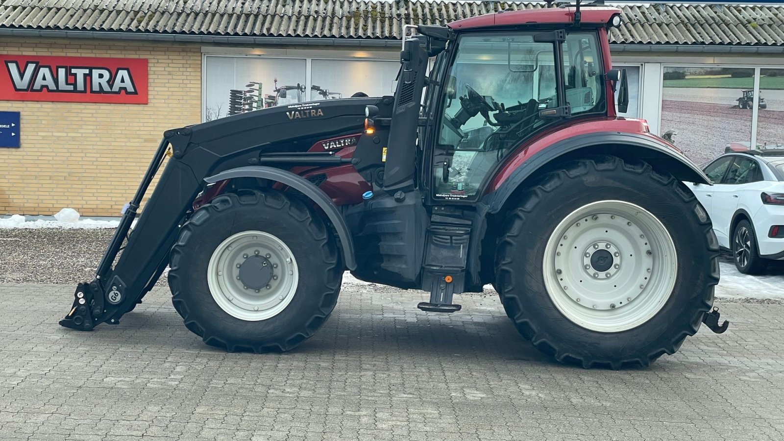 Traktor del tipo Valtra T235 Direct, Gebrauchtmaschine In Nimtofte (Immagine 1)