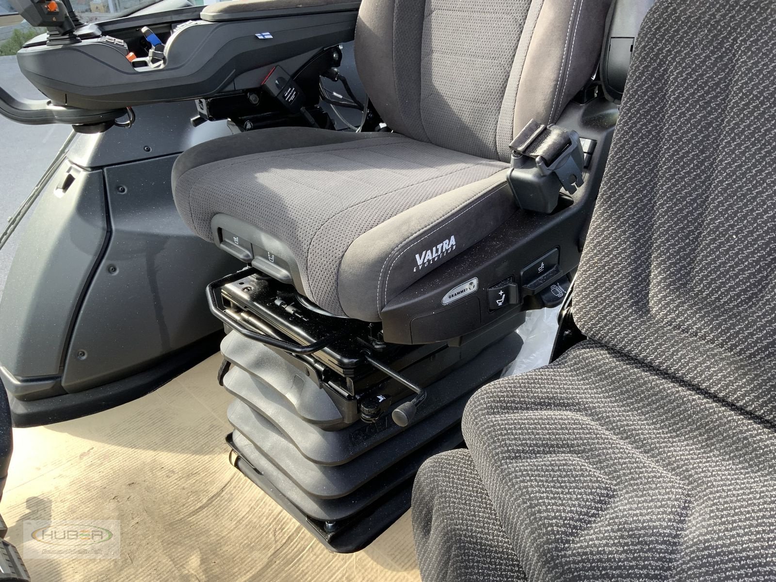 Traktor tipa Valtra T235 Direct, Gebrauchtmaschine u Kundl/Tirol (Slika 12)