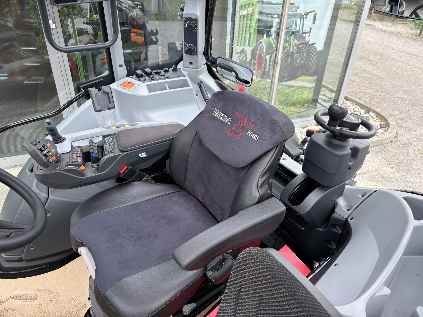 Traktor a típus Valtra T235 Direct, Gebrauchtmaschine ekkor: Wieselburg Land (Kép 7)