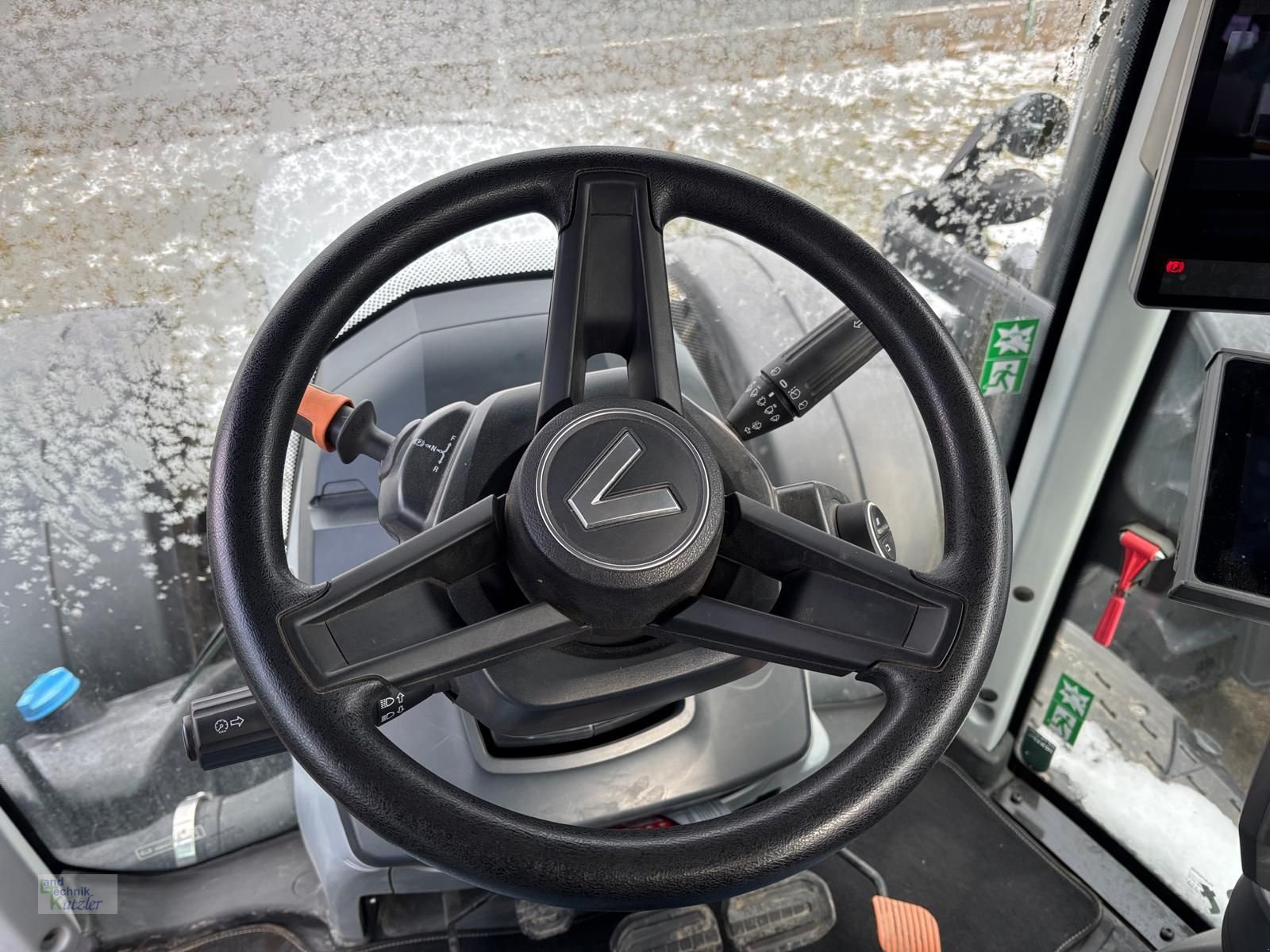 Traktor tipa Valtra T235 Direct, Vorführmaschine u Deutsch-Wagram (Slika 10)