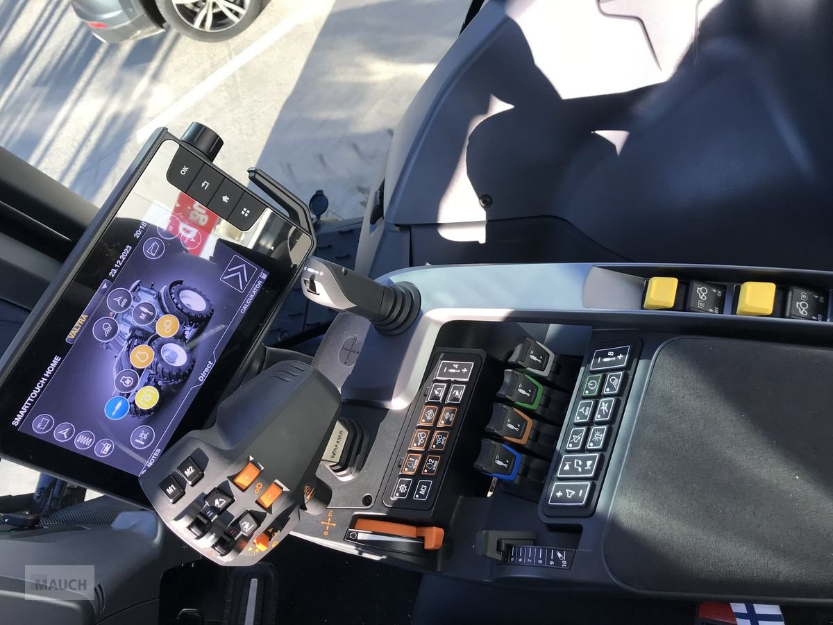 Traktor Türe ait Valtra T235 Direct, Neumaschine içinde Burgkirchen (resim 12)