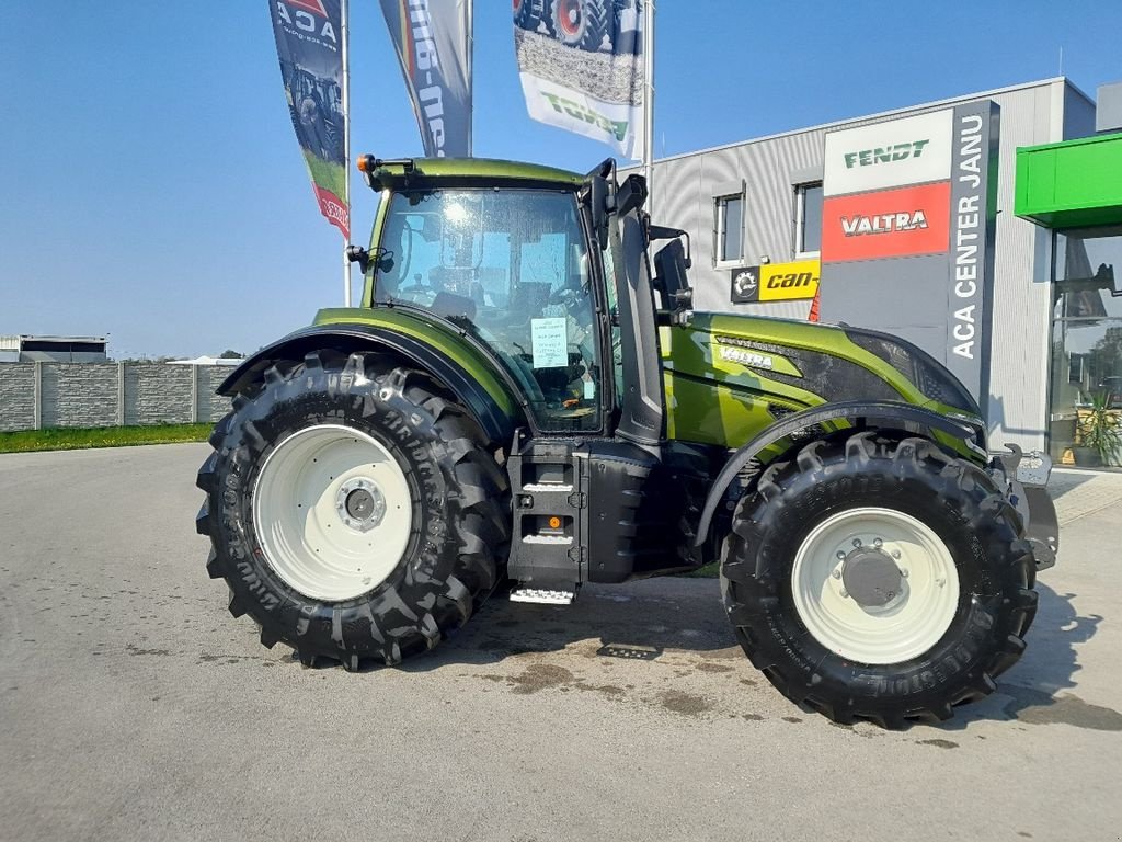 Traktor типа Valtra T235 Direct, Neumaschine в Kottingneusiedl (Фотография 4)