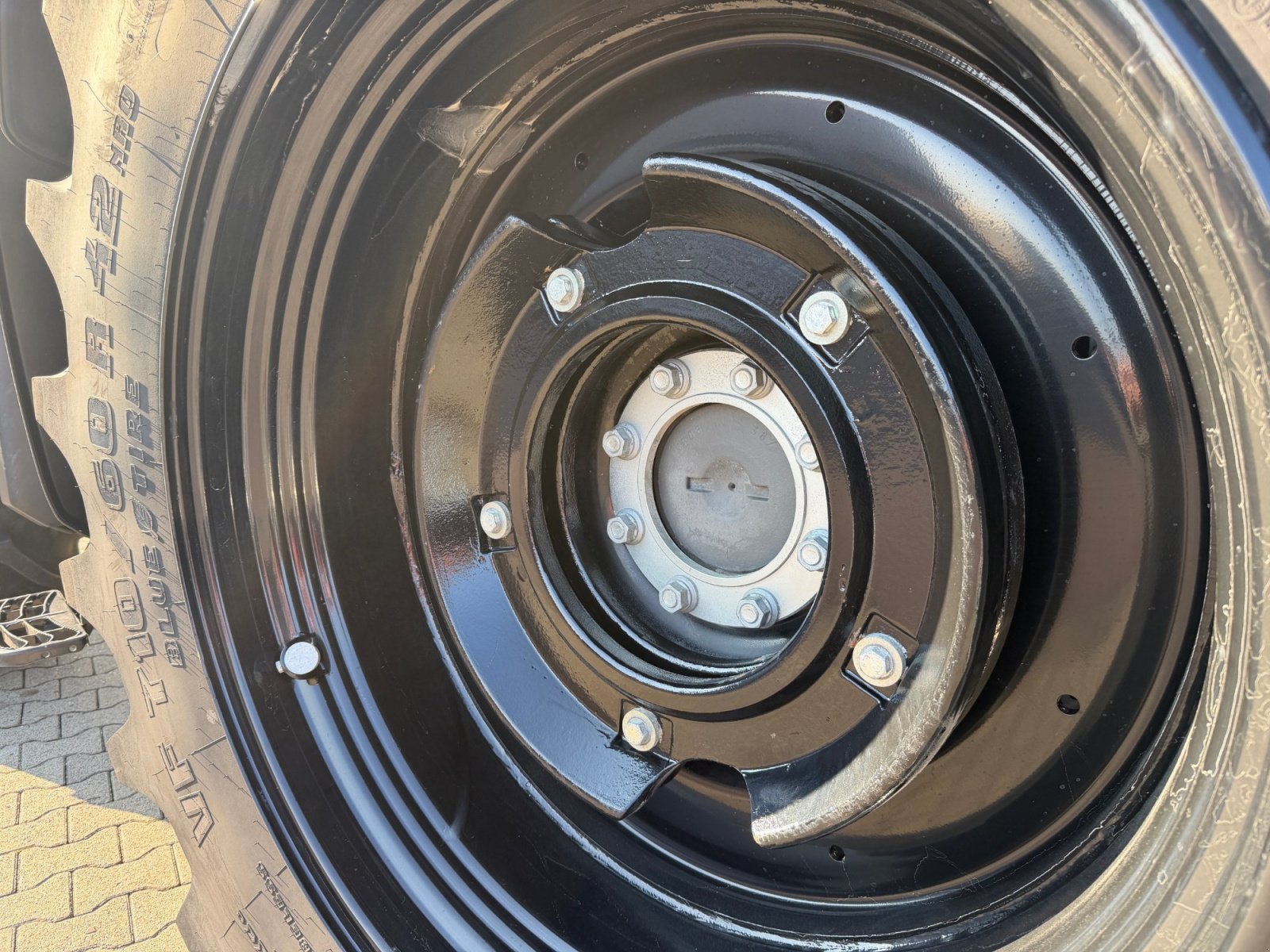 Traktor типа Valtra T235 V, Gebrauchtmaschine в Bovenden (Фотография 17)