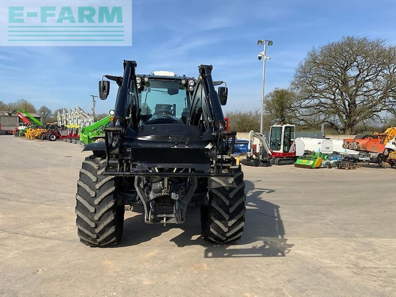 Traktor za tip Valtra t235 versu tractor (st25946), Gebrauchtmaschine u SHAFTESBURY (Slika 4)