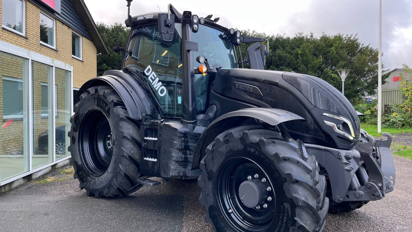 Traktor a típus Valtra T235 Versu Versu, Gebrauchtmaschine ekkor: Sakskøbing (Kép 1)