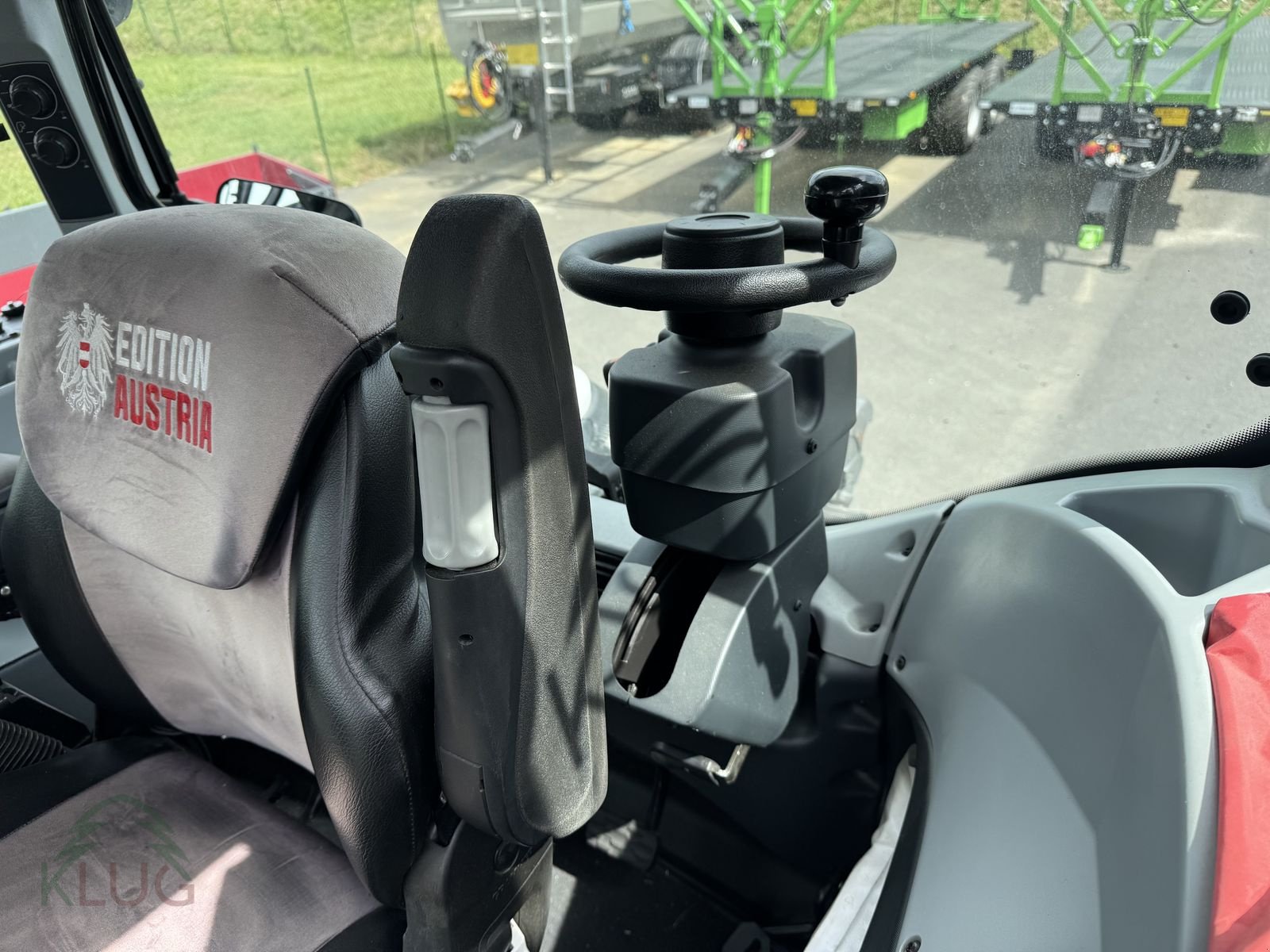 Traktor typu Valtra T235, Gebrauchtmaschine v Pirching am Traubenberg (Obrázek 26)