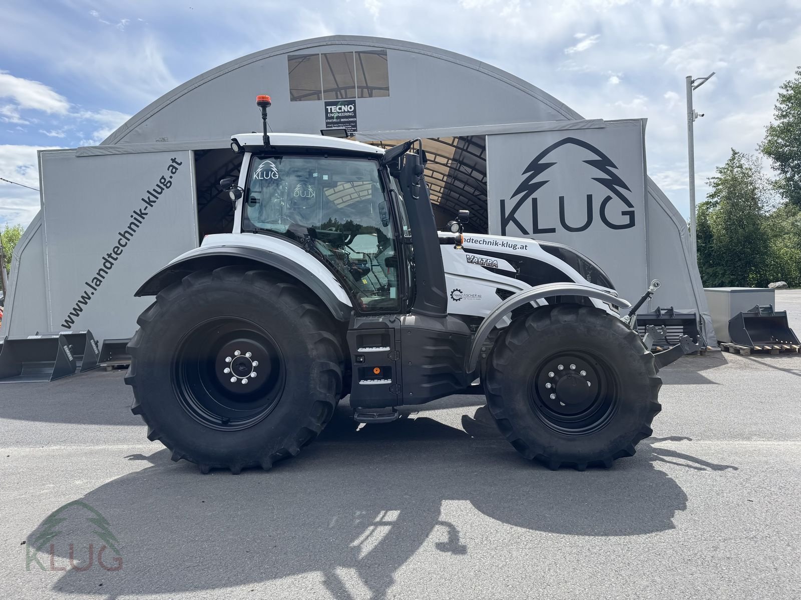 Traktor typu Valtra T235, Gebrauchtmaschine v Pirching am Traubenberg (Obrázek 9)