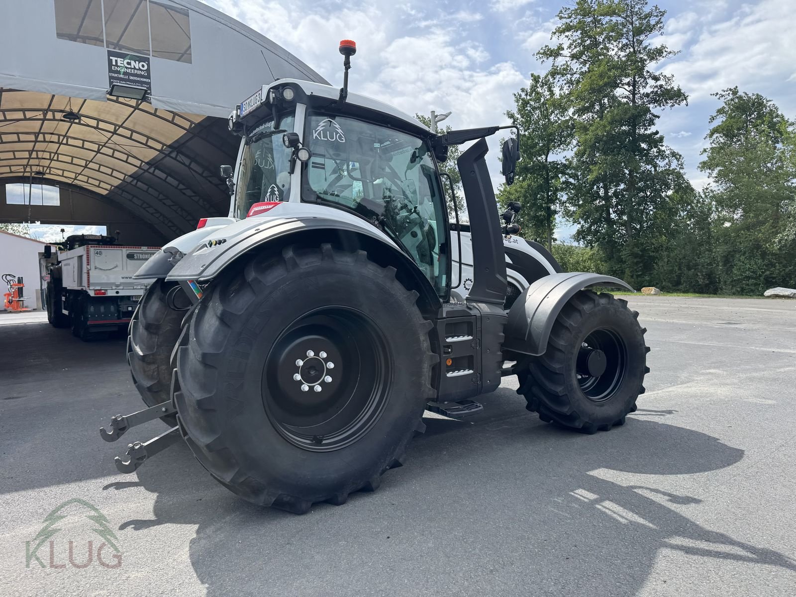 Traktor typu Valtra T235, Gebrauchtmaschine v Pirching am Traubenberg (Obrázek 10)