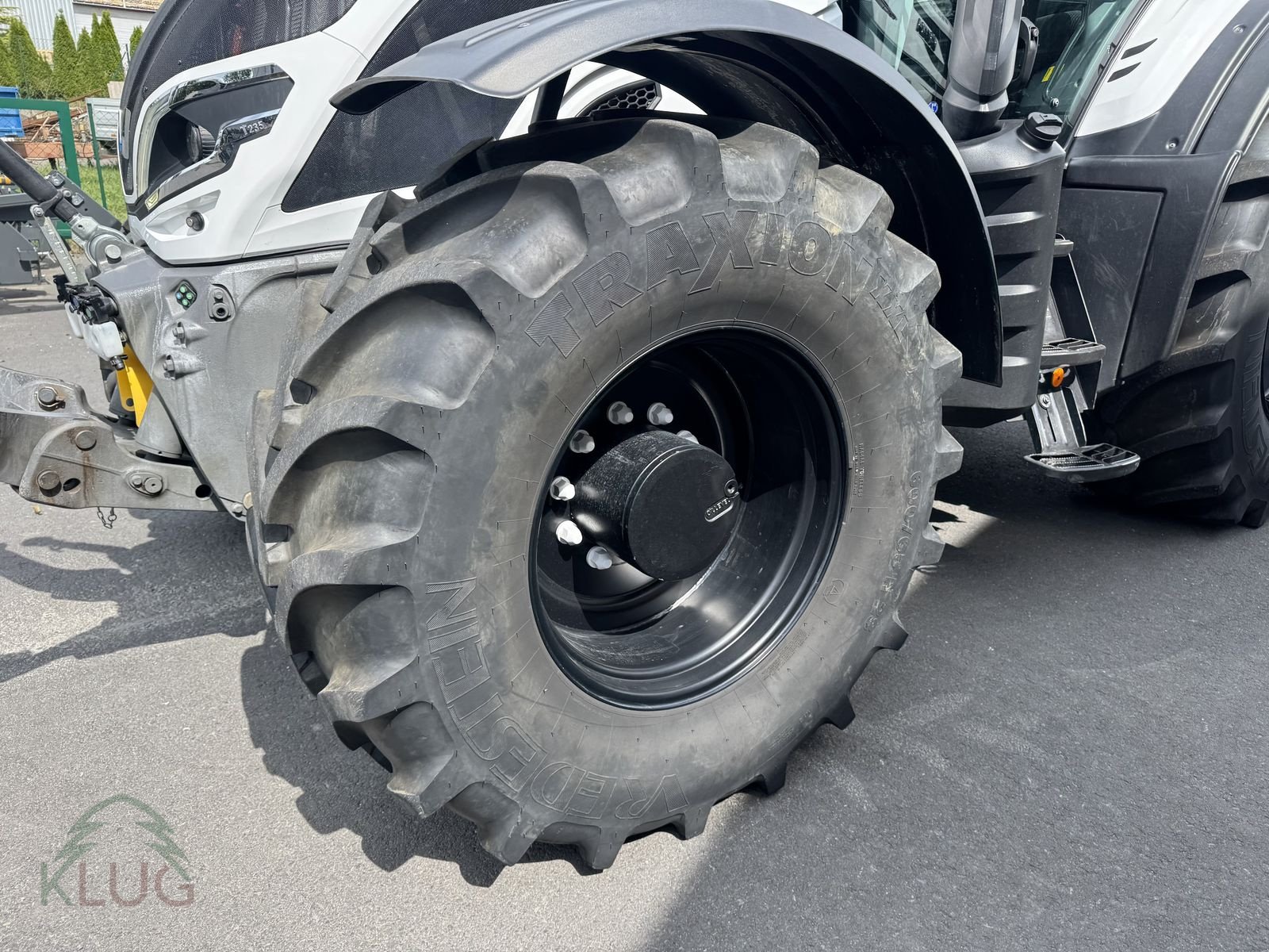 Traktor typu Valtra T235, Gebrauchtmaschine v Pirching am Traubenberg (Obrázek 18)