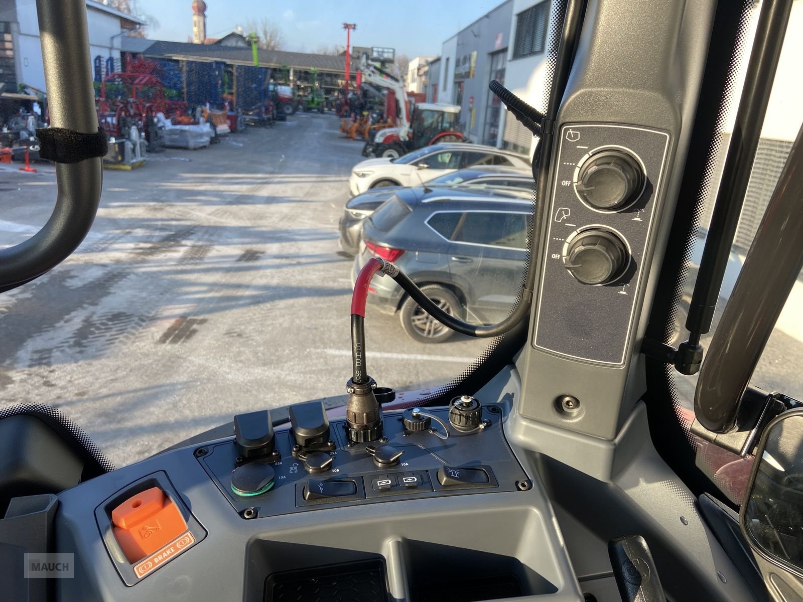 Traktor типа Valtra T235, Neumaschine в Burgkirchen (Фотография 12)