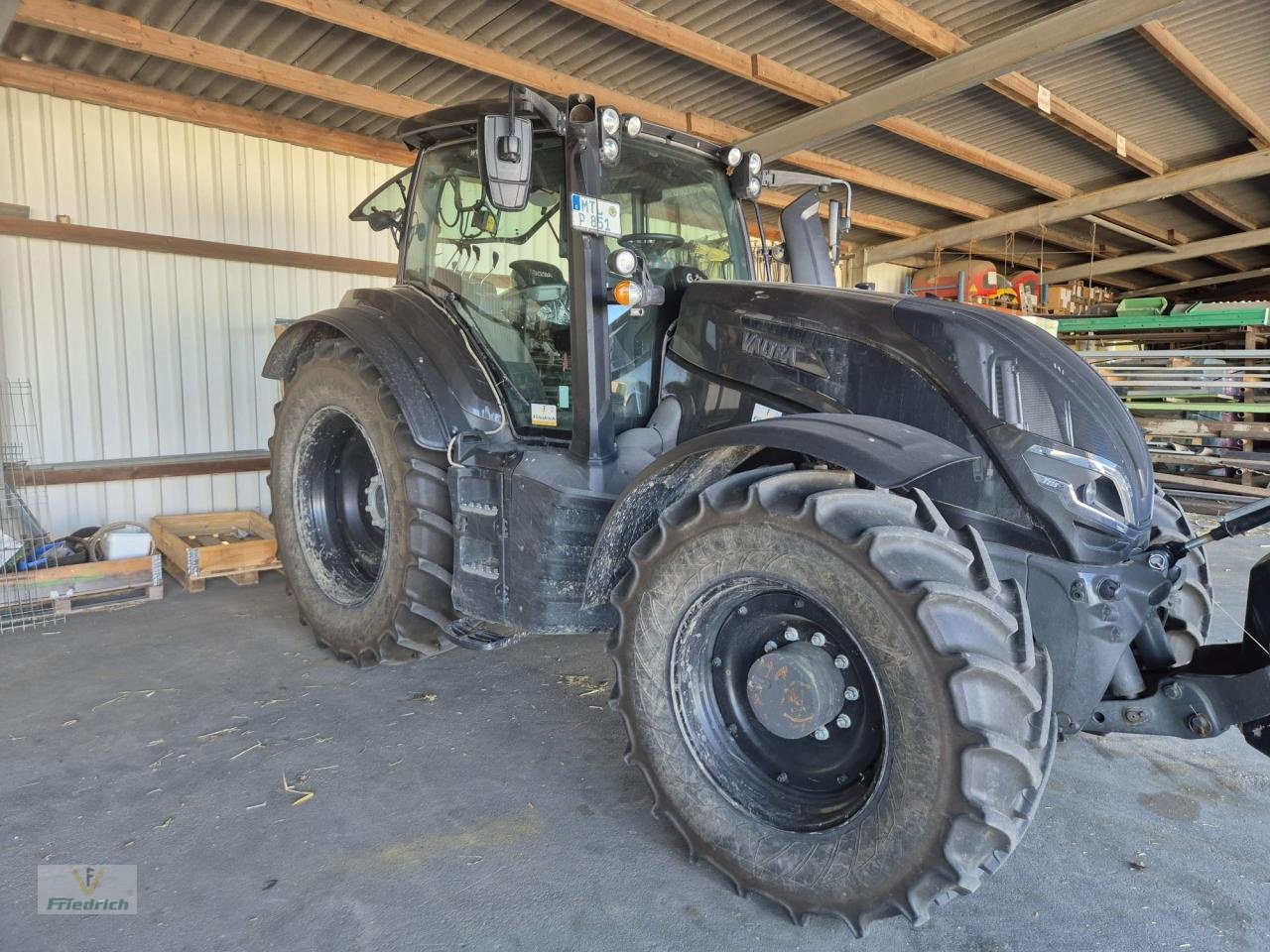 Traktor tip Valtra T235A, Gebrauchtmaschine in Bad Lausick (Poză 2)